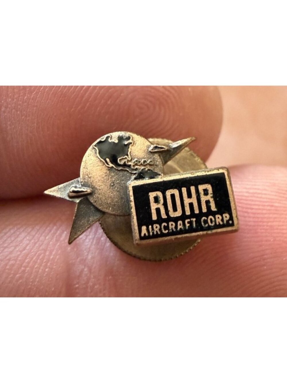 Vintage ROHR Aircraft Corporation Lapel Pin